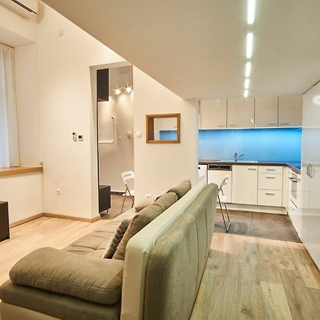 V27 Apartment | Hostaid Budapeşte Dış mekan fotoğraf