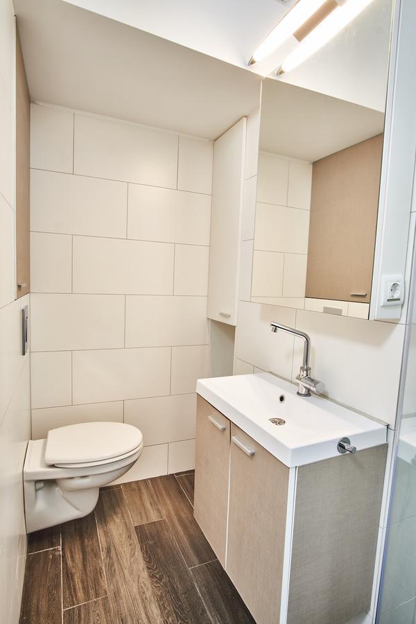 V27 Apartment | Hostaid Budapeşte Dış mekan fotoğraf